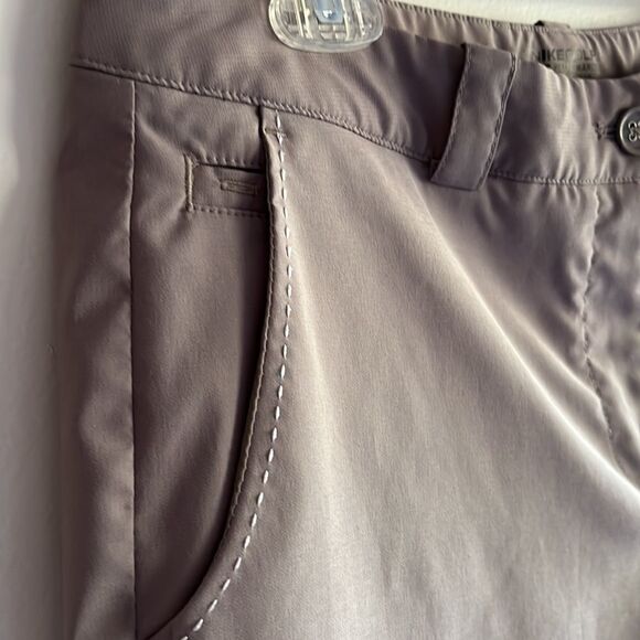 EUC WOMEN’S NIKE GOLF TOUR PERFORMANCE DRI-FIT BERMUDA HI-RISE SHORTS SIZE 12 - Picture 5 of 5